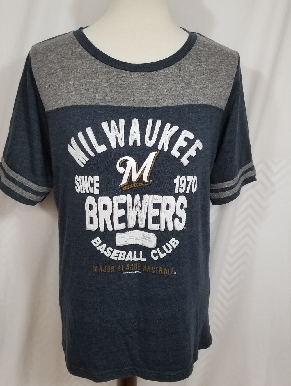 Milwaukee Brewers Gray Womens XXL? MLB Campus Lifestyle Short Sleeve T-Shirt